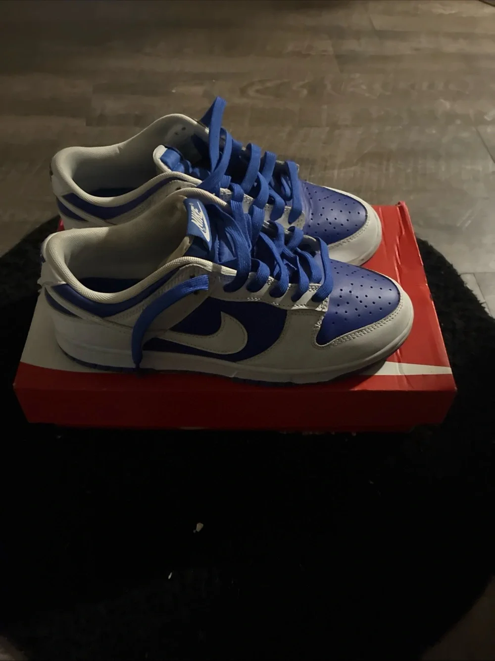 Nike Kids Low-Top Sneakers in White and Royal Blue